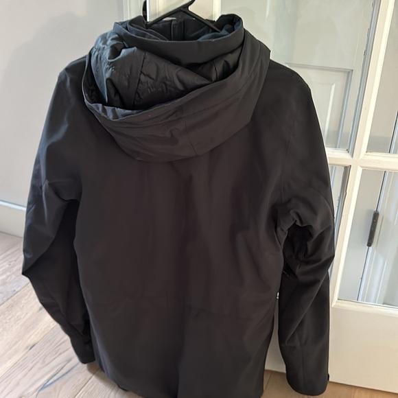 Men’s Columbia Tipton Peak Insulated Omni Tech Jacket - Picture 5 of 10